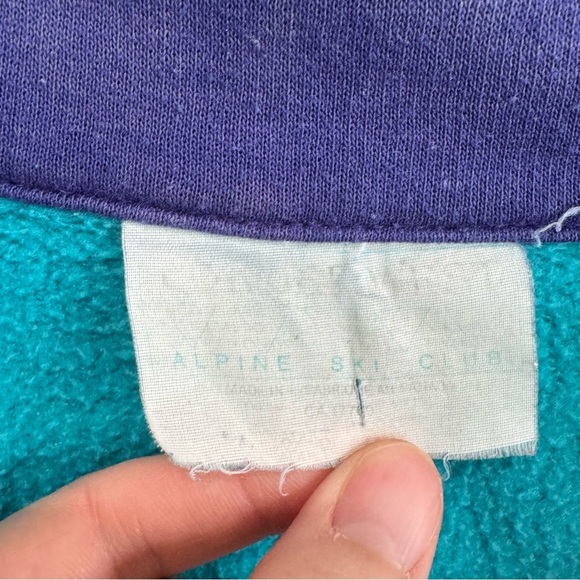 VTG Victoria Canada Womens Quarter Zip Pullover Sweater Ski Resort Gorpcore 90s - Picture 9 of 11